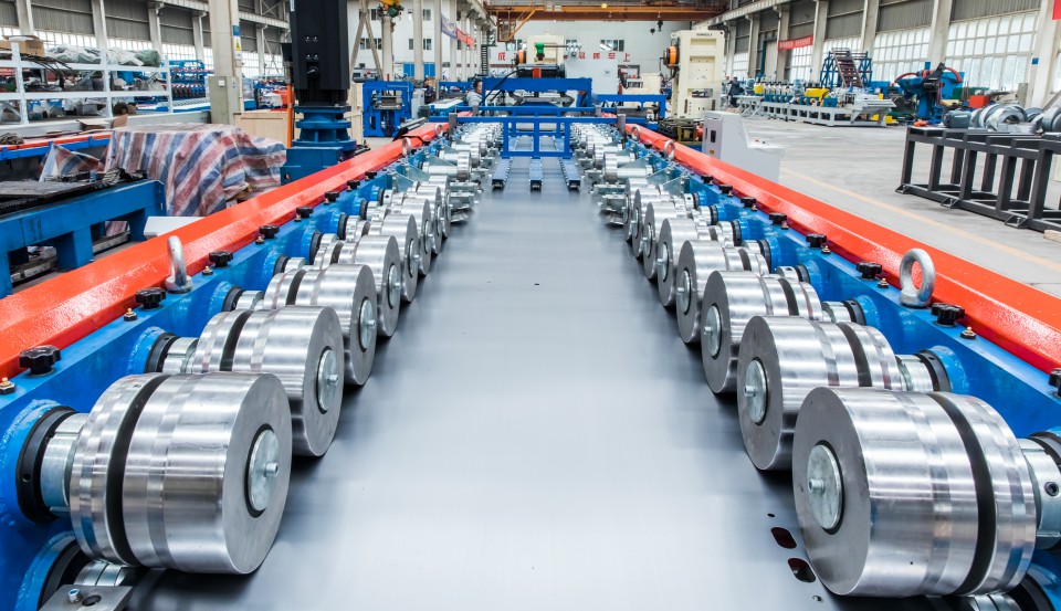 金屬門板冷彎設(shè)備